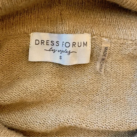 Dress Forum of Los Angeles oversized drop shoulder high low sweater size S - Picture 6 of 10